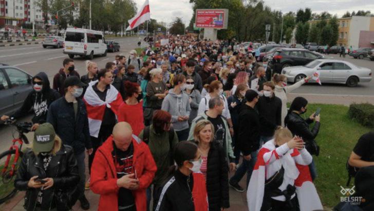 VIDEO Proteste de amploare în Belarus, zeci de mii de oameni sunt pe străzi