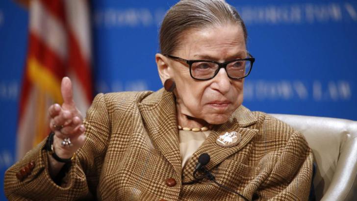 A murit Ruth Bader Ginsburg, judecătoare la Curtea Supremă SUA