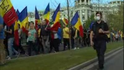 Protest fără distanțare în plină pandemie, în Capitală