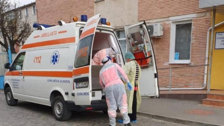 O asistentă de Ambulanță, din județul Arad, a decedat din cauza Covid-19. Fusese confirmată cu virusul săptămâna trecută