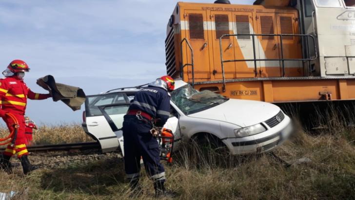 Doi bărbați și-au pierdut viața într-un accident feroviar