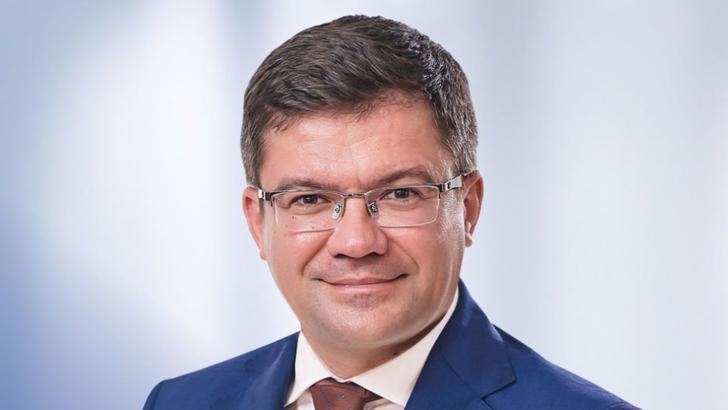 Costel Alexe a preluat mandatul de președinte al CJ Iași: ”Voi fi preşedintele de Consiliu Judeţean al tuturor”