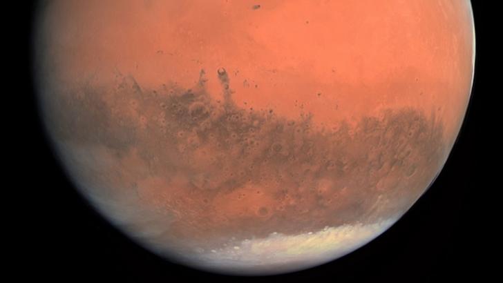 Planeta Marte - imagine cu notă sugestivă