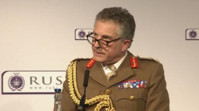 Generalul Nick Carter, șeful armatei britanice