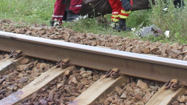 Două accidente feroviare MORTALE pe calea ferată din județul Prahova în doar trei ore