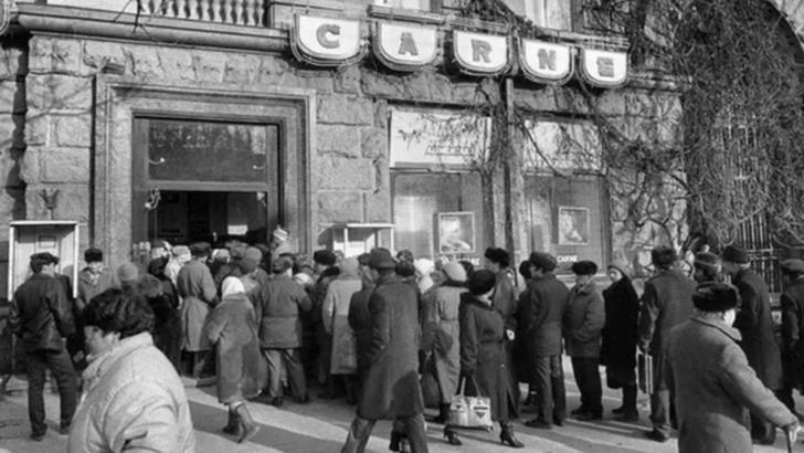 Șeful Consiliului Concurenței: Înghețarea prețurilor la începutul pandemiei ne-ar fi readus la penuria și cozile din vremea lui Ceaușescu 