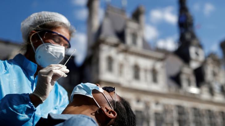 Franța, record de infectări: 58.046 de noi cazuri în ultimele 24 de ore