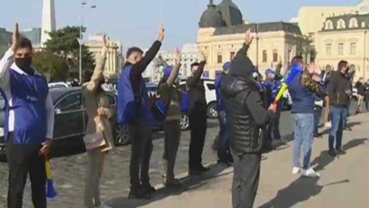 Polițiștii protestează în fața Ministerului de Interne, nemulțumiți că nu beneficiază de stimulentul de risc COVID-19