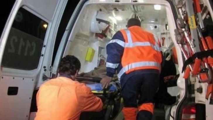Pacient transferat de la Spitalul Matei Balș, INTUBAT din cauza arsurilor grave ale căilor respiratorii. Bolnavul este internat la Spitalul Universitar