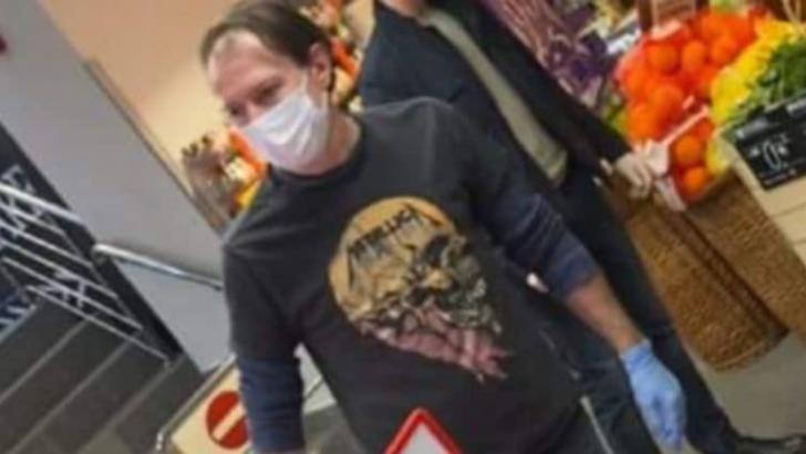 Florin Cîțu, poză virala cu un tricou Metallica. Peste 1.500 de rockeri i-au dat like