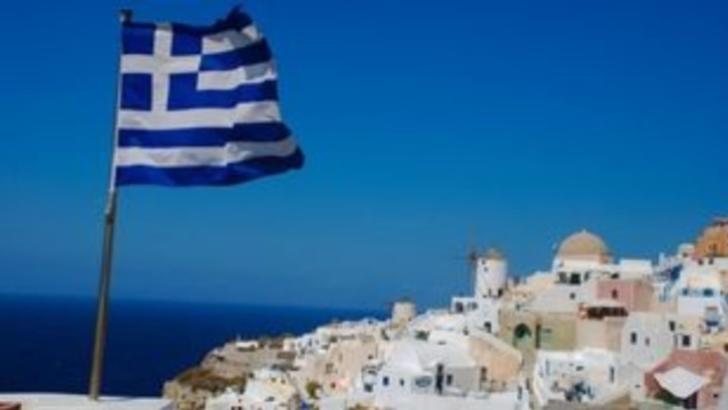 Carantină ridicată în Grecia pentru turiștii vaccinați