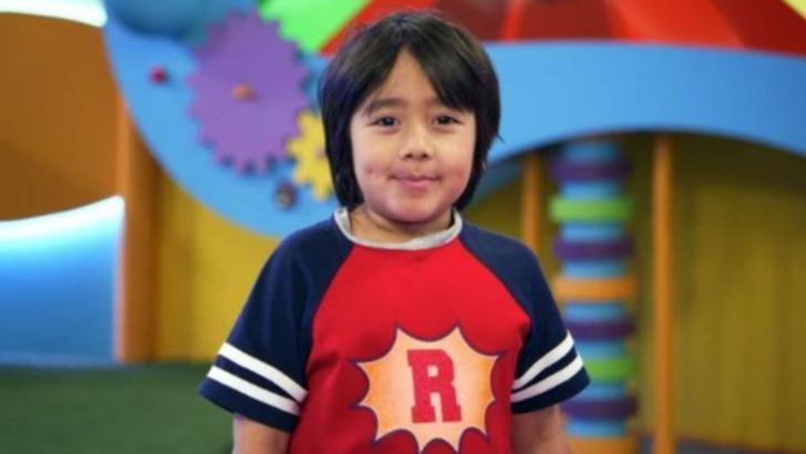 VIDEO Cât a câștigat cel mai bine plătit star de pe YouTube în 2020, un băiețel de doar 9 ani