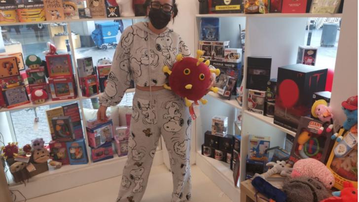 Jucărie de pluș CORONA Foto: Facebook.com/LiaGimeno