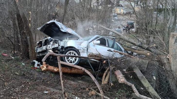 FOTO Accident teribil în Suceava. Un pieton grav rănit, șoferul în stop cardiac
