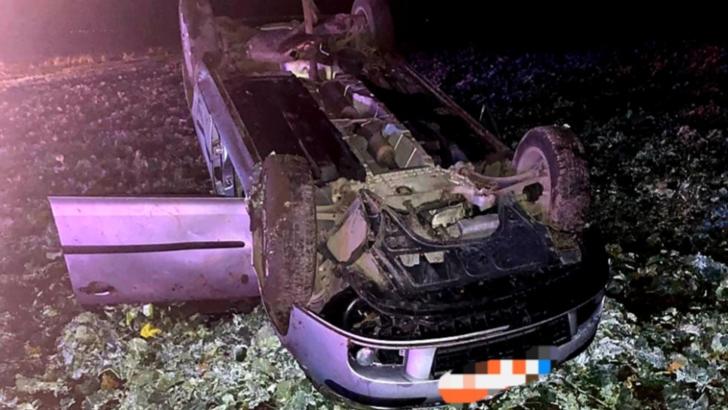 FOTO | Accident grav produs de o șoferiță de 22 de ani. Un mort și patru răniți