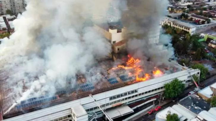 Incendiu puternic într-un spital din Santiago de Chile, 30 ianuarie 2021