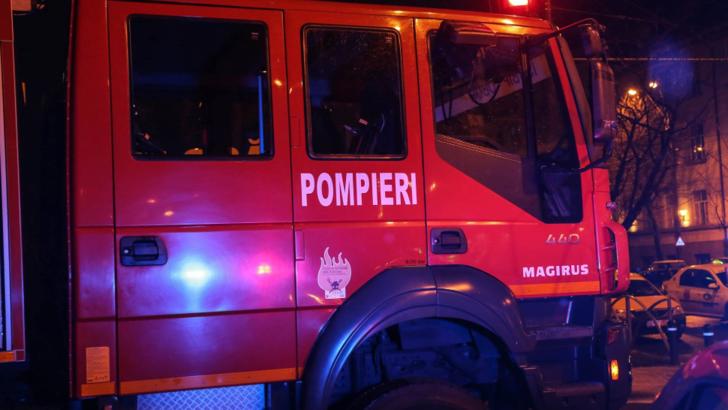 Incendiu NIMICITOR la un hambar din județul Galați