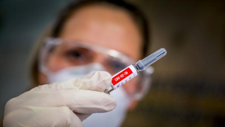 Comisia Europeană a comandat alte 300 de milioane de doze de vaccin anti-COVID de la Pfizer/BioNTech