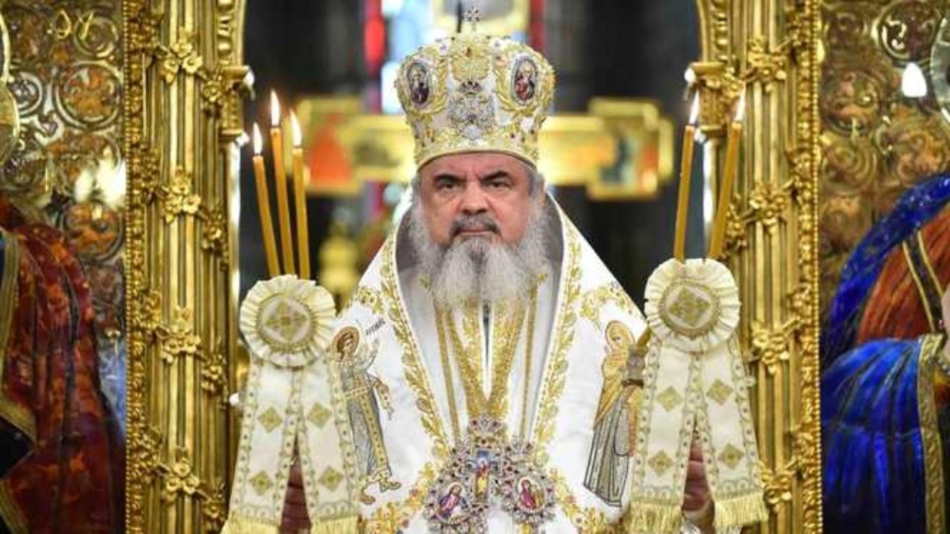 Patriarhul Daniel câștigă aproape cât Klaus Iohannis