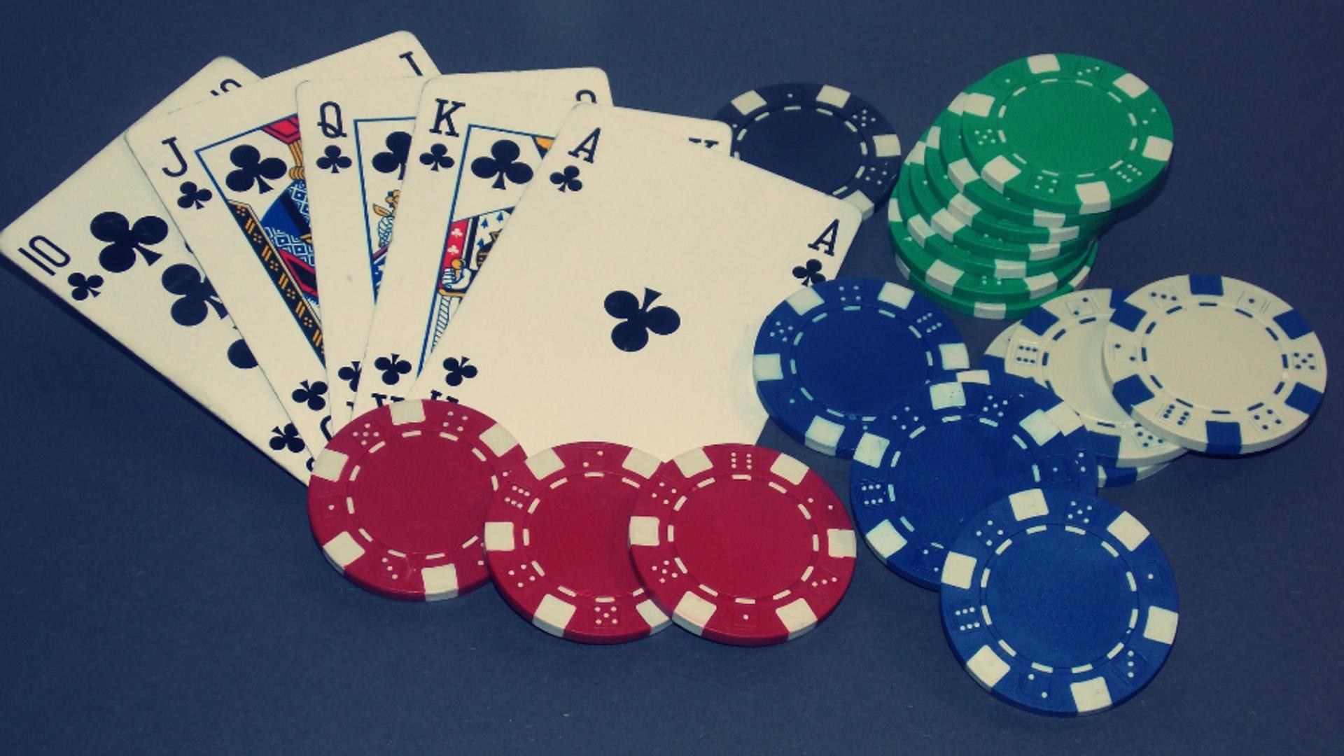 Poker in loc de carantina