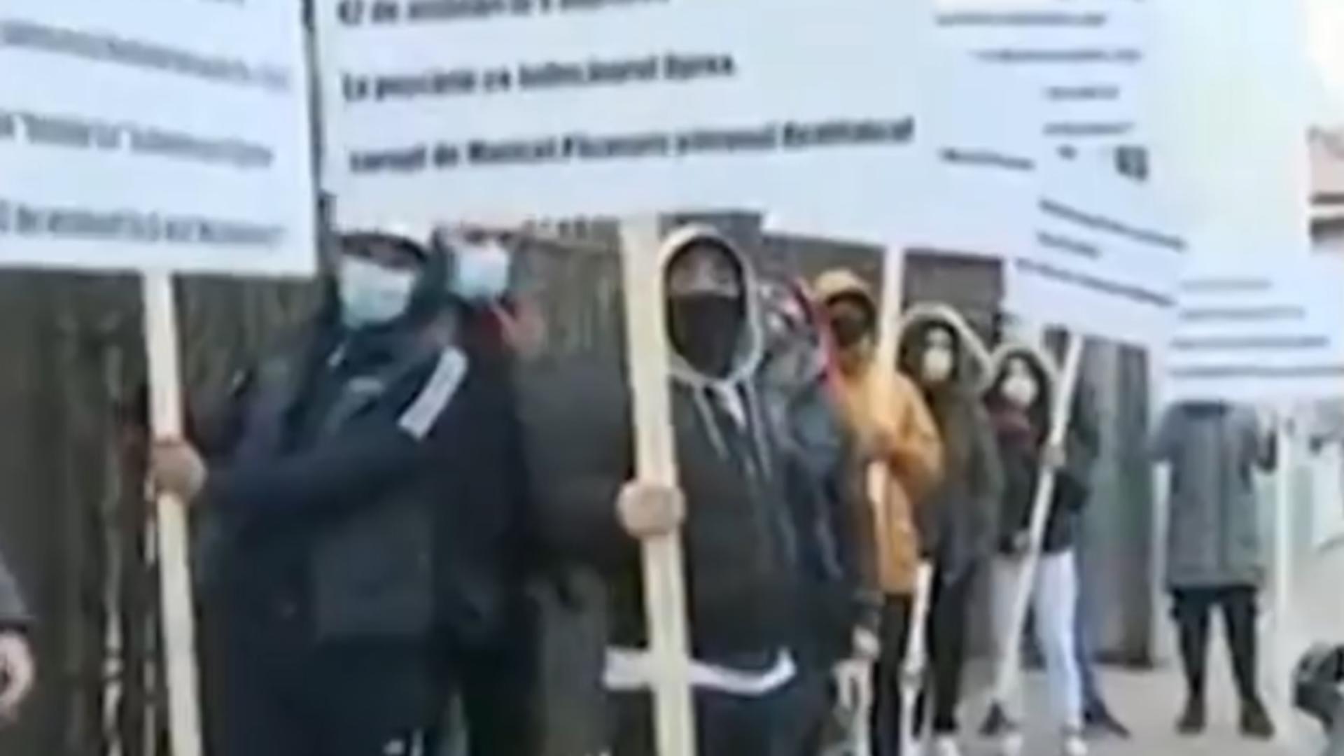 Protest regizat de televiziunea lui Sebastian Ghiță