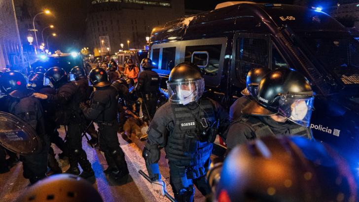 Proteste la Barcelona. Foto: Profi Media