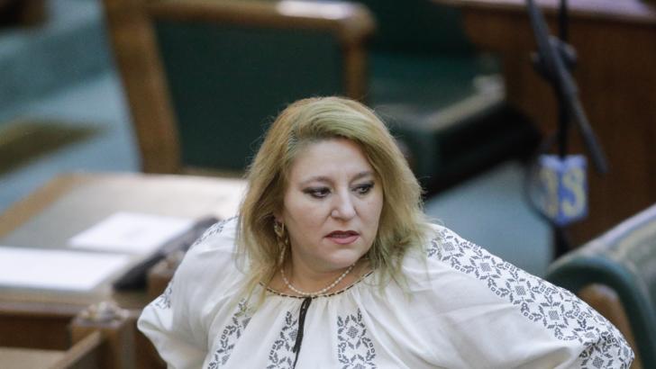 Diana Șoșoacă / INQUAM_Photos_George_Calin