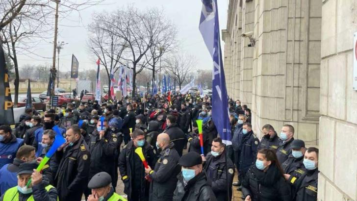 Protest al angajaților din penitenciare. Foto: Facebook
