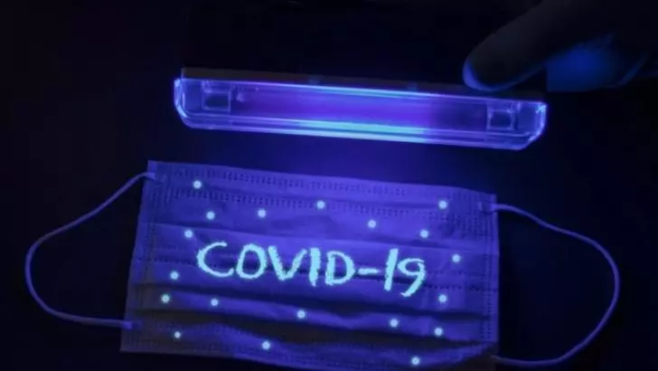 Avertisment despre lămpile UV folosite în școli