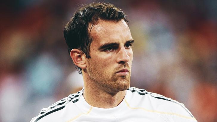Un fost fotbalist german este acuzat de pornografie inftantilă