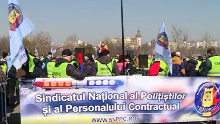 Protest al sindicatelor polițiștilor în București