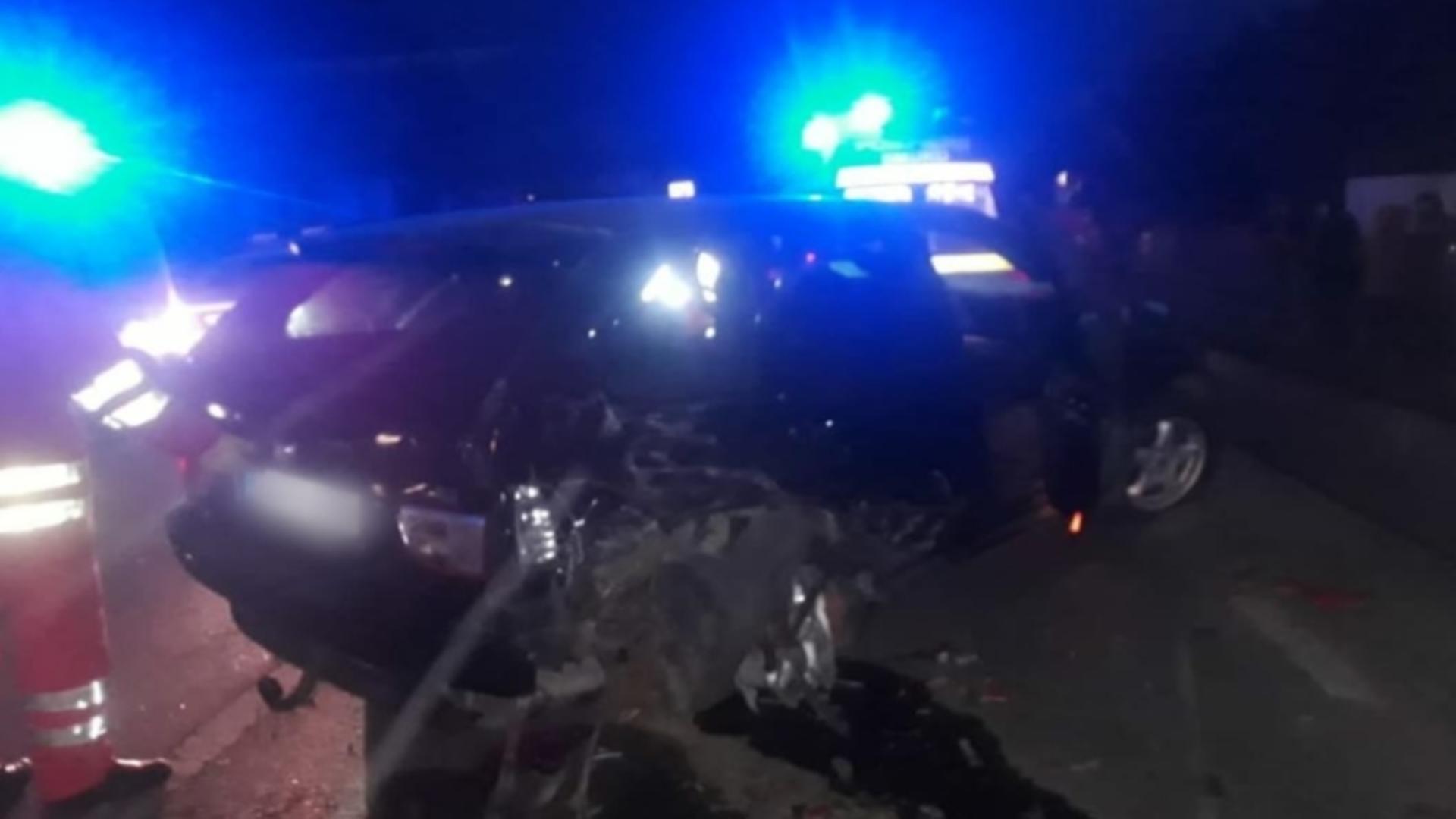Accident rutier la Salcea, jud. Suceava - 5 victime, printre care doi minori Foto: ISU Suceava