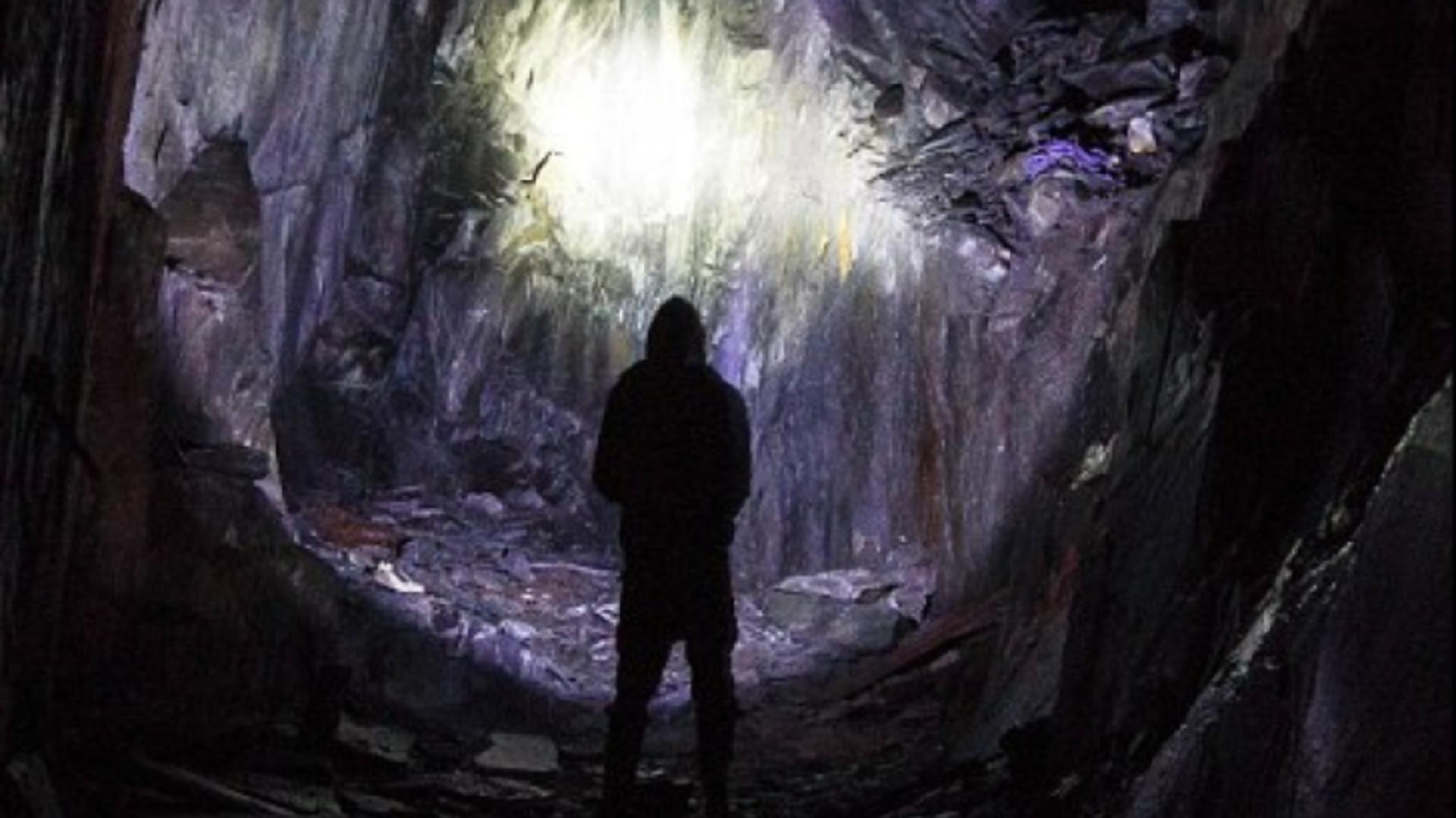 Descoperire în peșteră