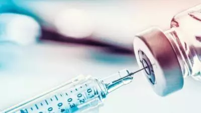 Imagini din centrul de vaccinare al Armatei
