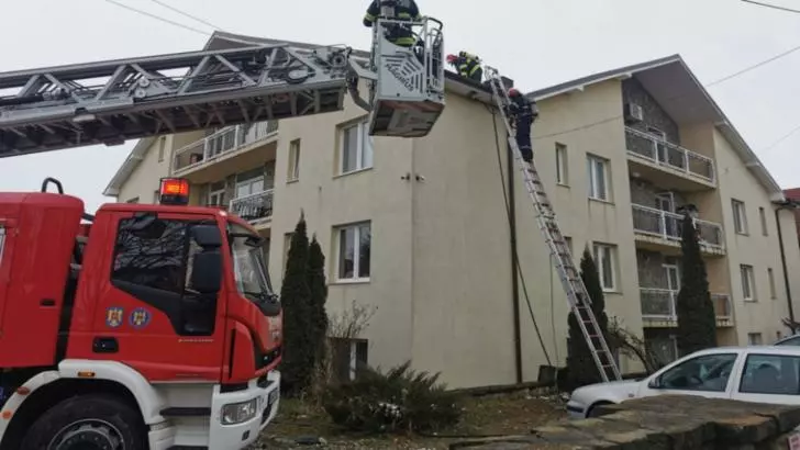 Incendiu bloc Alba Iulia