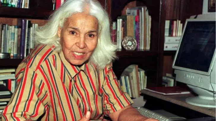 Nawal El Saadawi, celebră scriitoare egipteană
