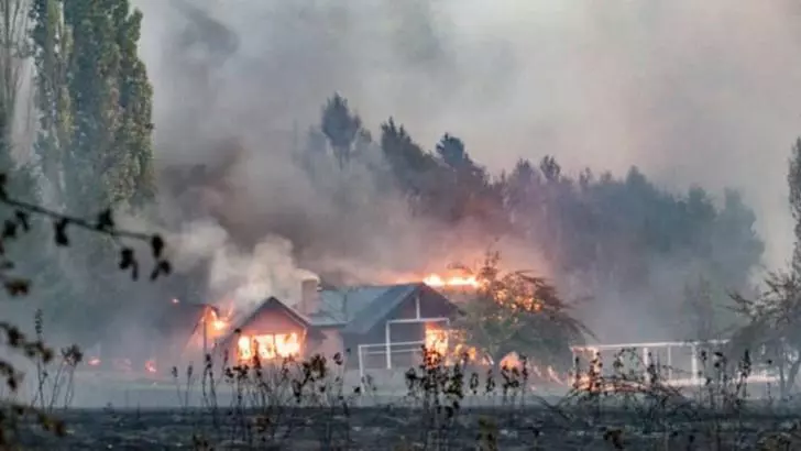 Proteste violente în urma incendiilor de pădure din Argentina