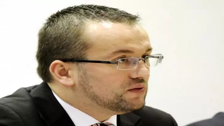Poliția l-a reținut pe directorul Serviciului de Informații slovac