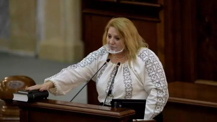 Diana Șoșoacă