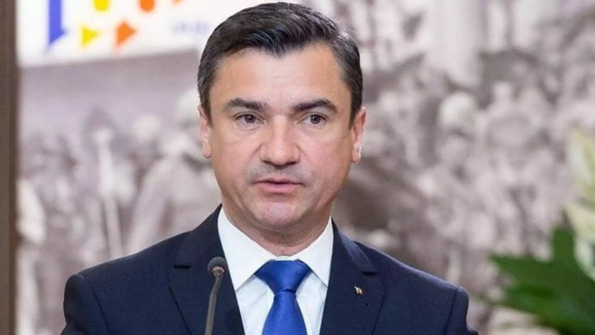Mihai Chirica, pagina oficiala de Facebook
