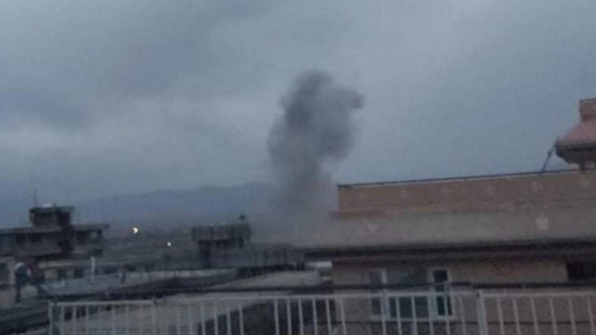 Explozie URIAȘĂ în Afganistan - cel puțin 30 de MORȚI și 60 de RĂNIȚI Foto: Twitter.com