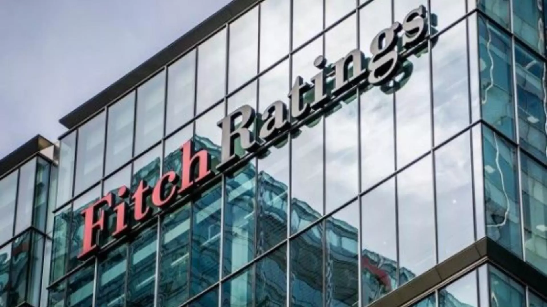 Fitch a confirmat ratingul României la "BBB minus"