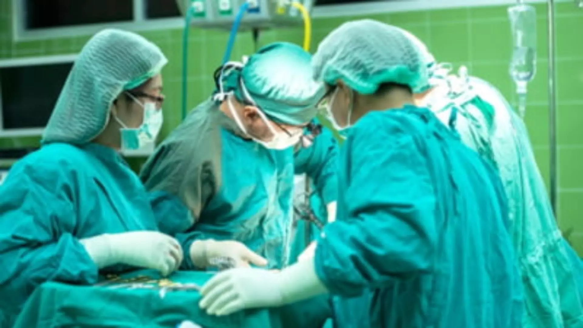 O operație PE ZI la Institutul Oncologic din București în primul an de pandemie