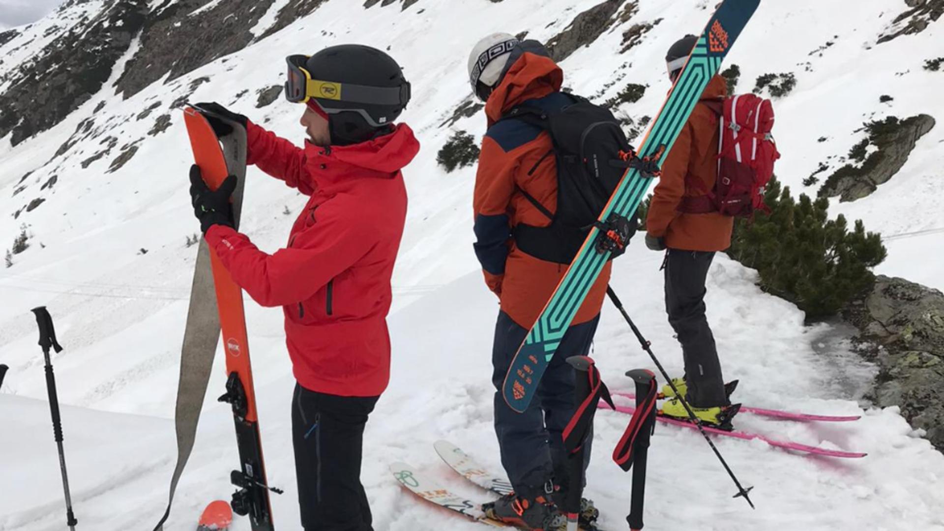 Schiori surprinși de avalnșă lângă Bâlea Lac, salvați în ultimul moment de salvamontiști