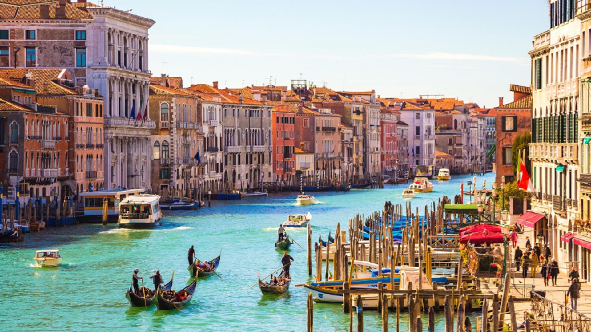 Veneția, principalul oraș turistic al Regunii Veneto, are de suferit de pe urma lipsei de turiști. Foto/greatitalianchefs.com/