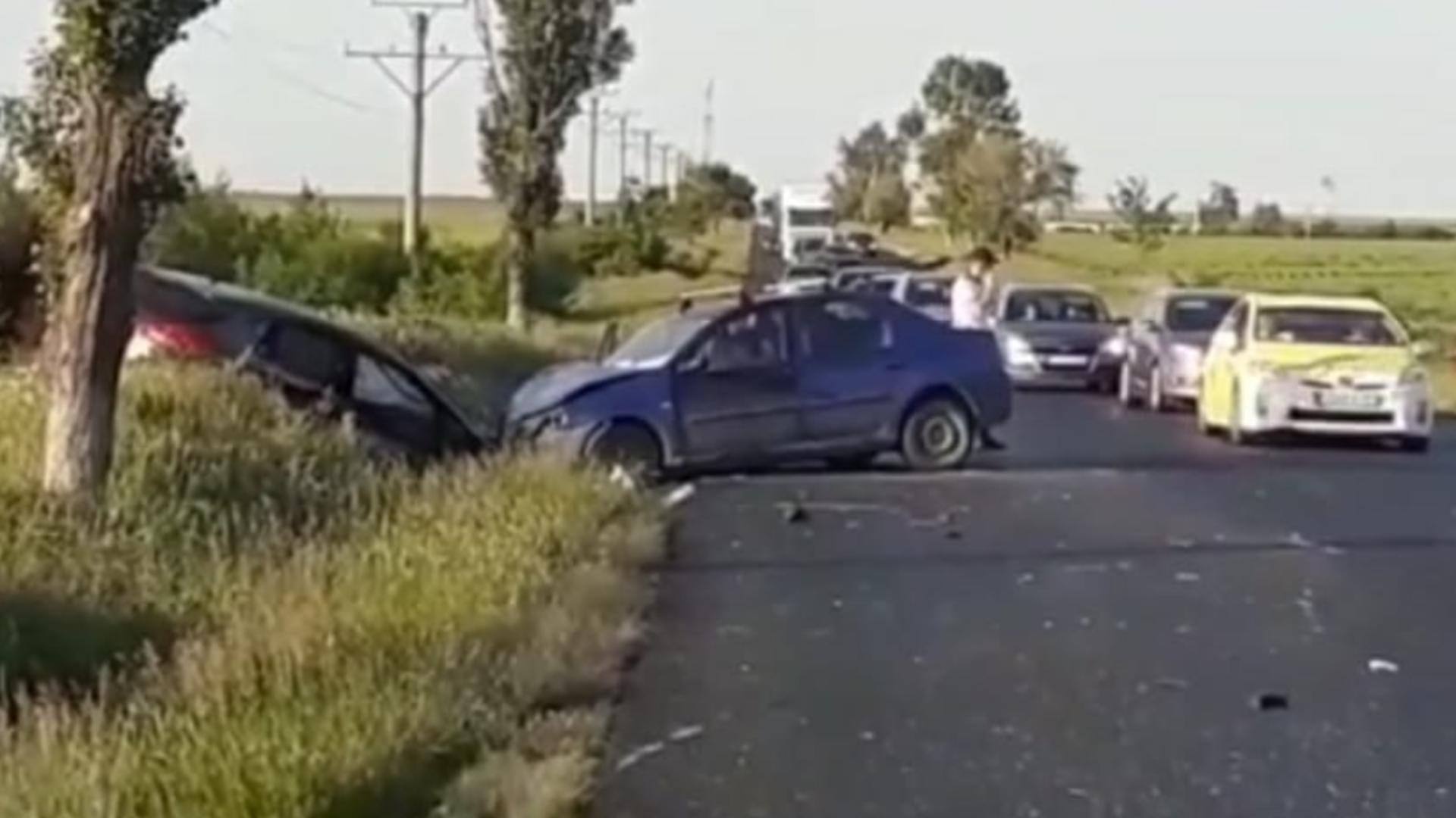 Accident grav la ieșirea din Slatina spre Pitești - 5 RĂNIȚI grav după ciocnirea a trei mașini