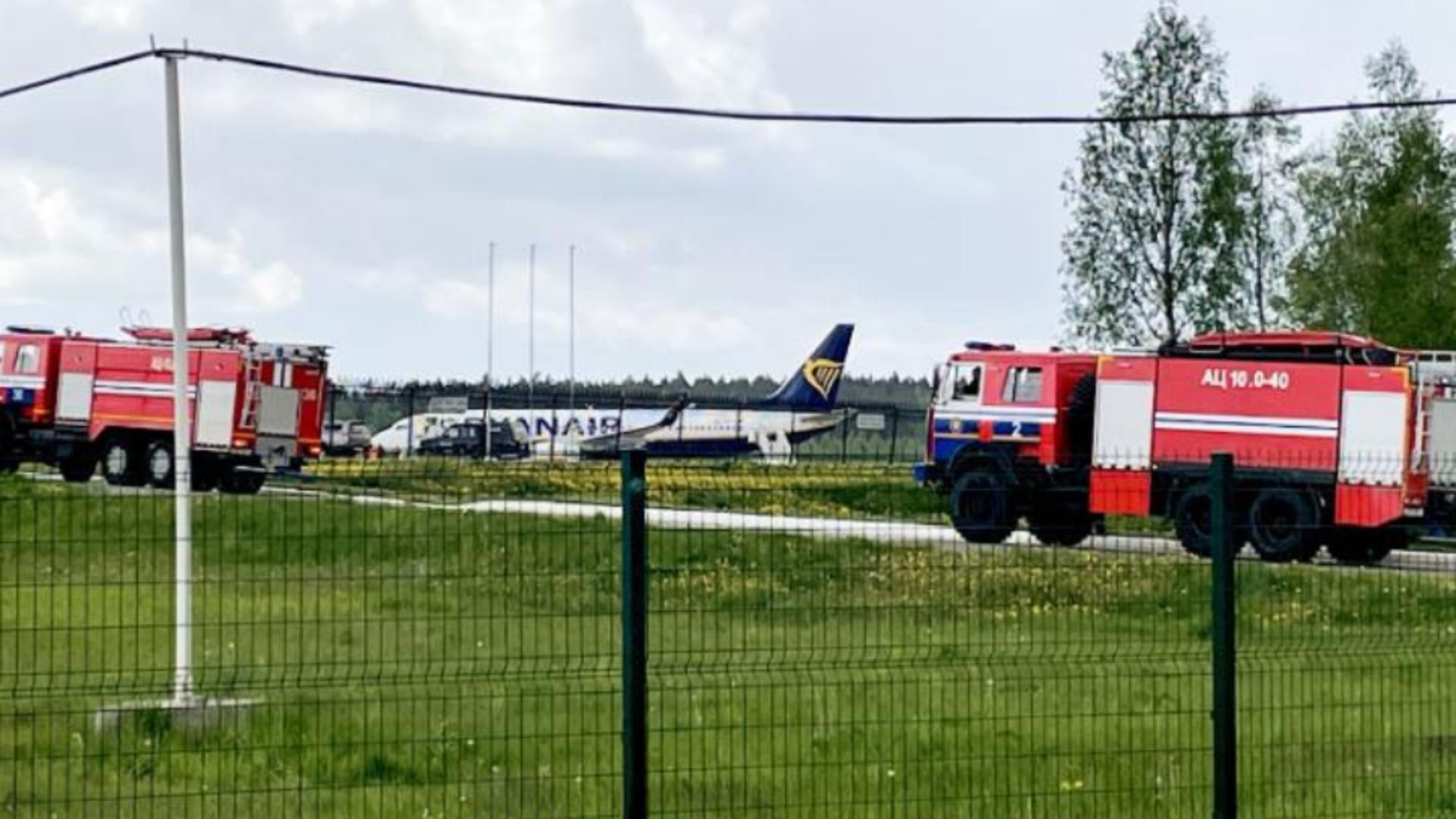 Belarus A DETURNAT un avion Ryanair, cu peste 170 de oameni la bord, printre care și 5 ROMÂNI Foto: Twitter