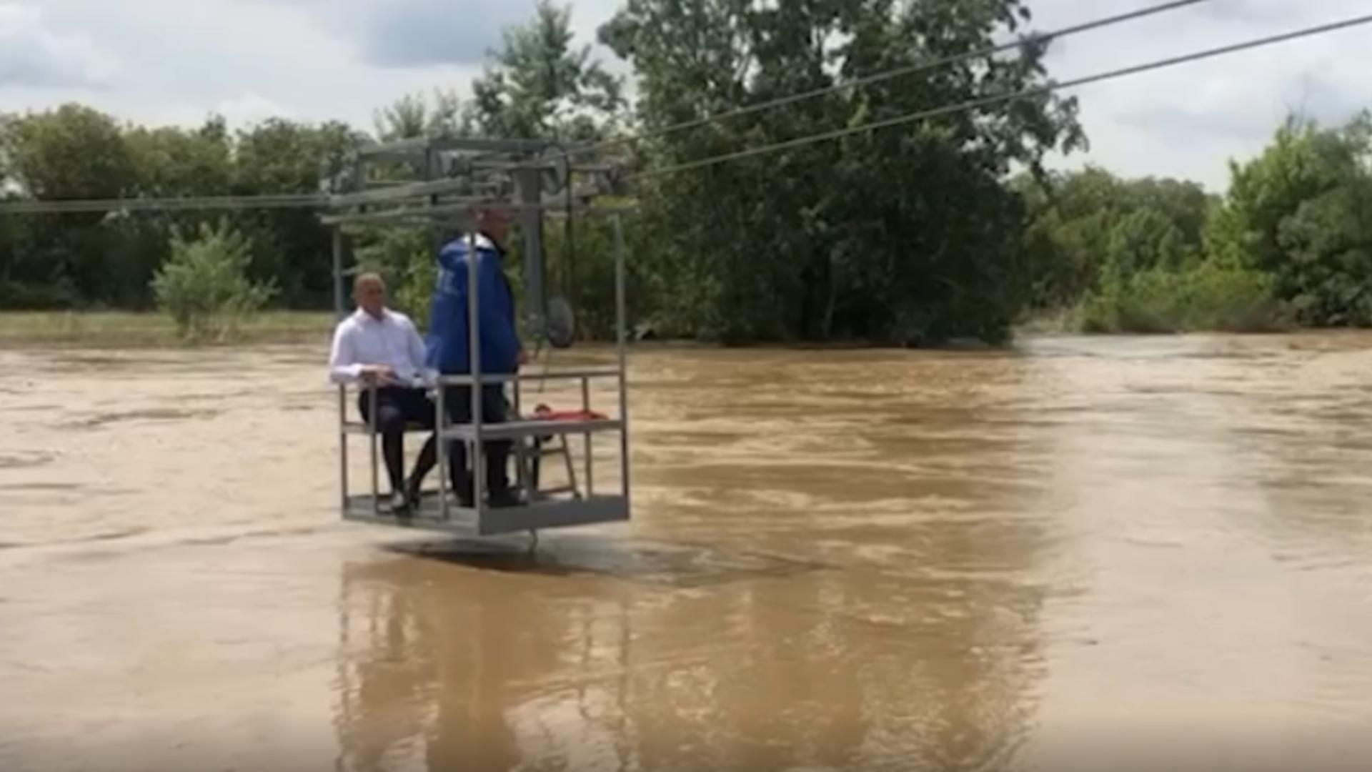 Prefectul Bihorului, în satele afectate de inundații