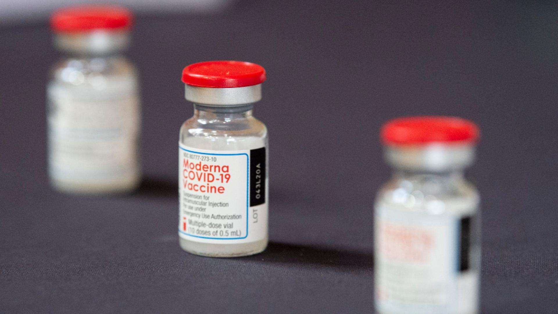 România primește o nouă tranșă de vaccinuri anti-COVID-19 de la Moderna - În ce județe vor fi trimise primele doze