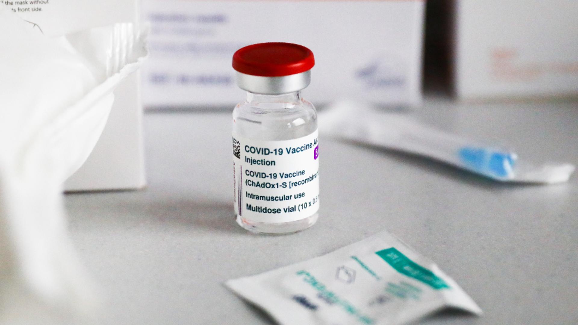 Slovacia anunță un deces cauzat de vaccinarea cu AstraZeneca